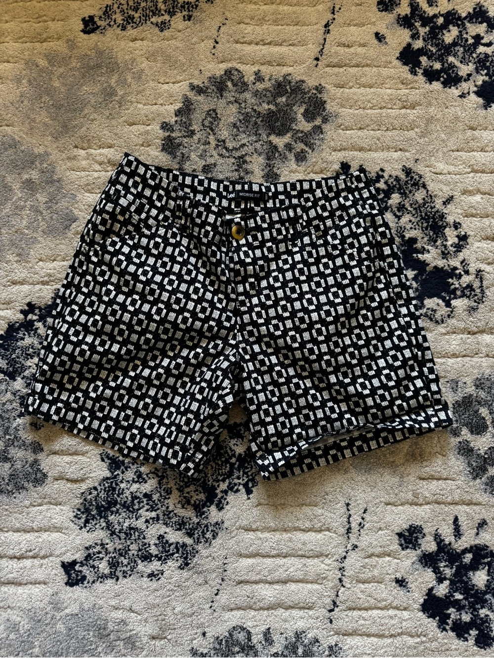 Lee Black and White Patterned Women’s Shorts